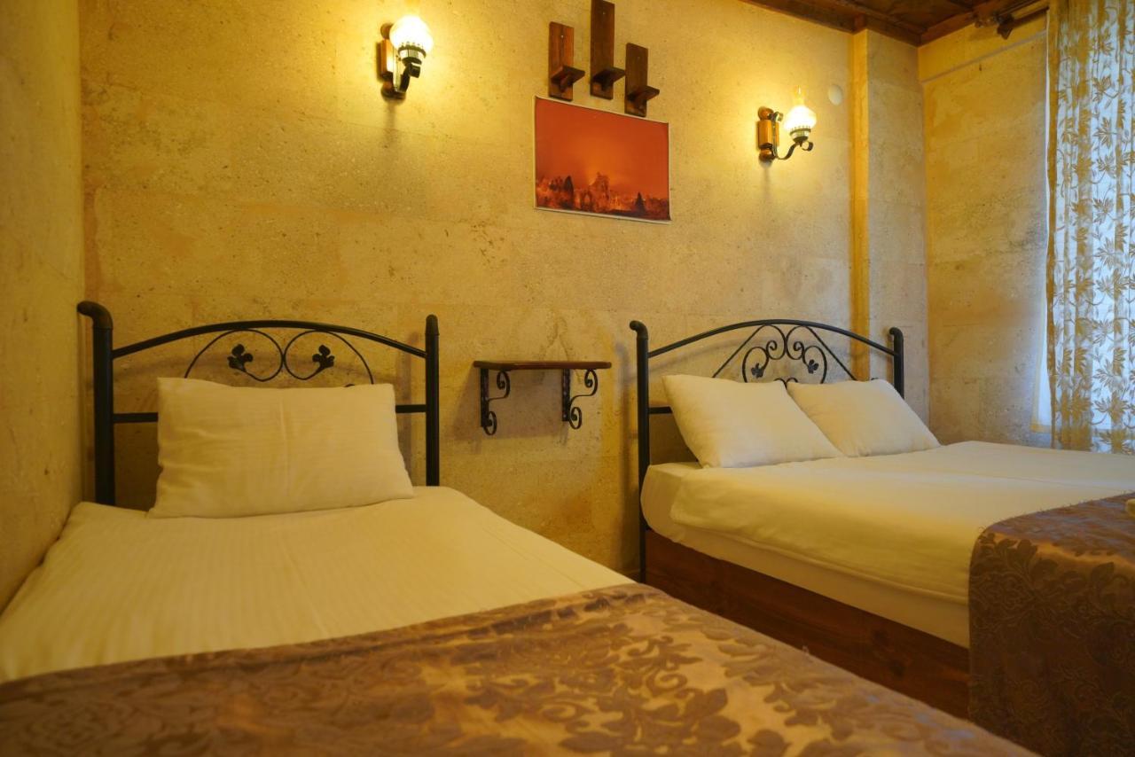 Cave Rooms&pool 2* Гьореме