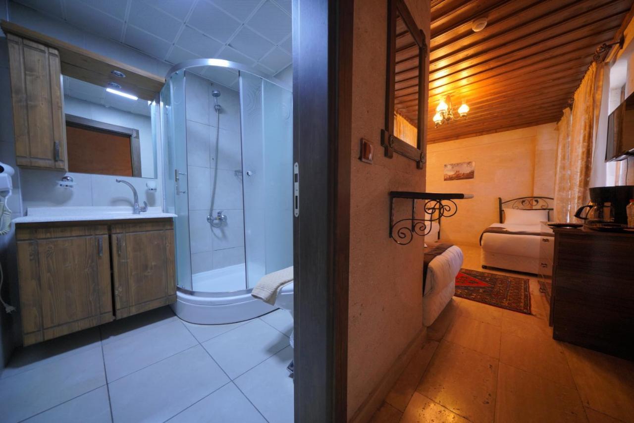 Cave Rooms&pool Hotel 2*