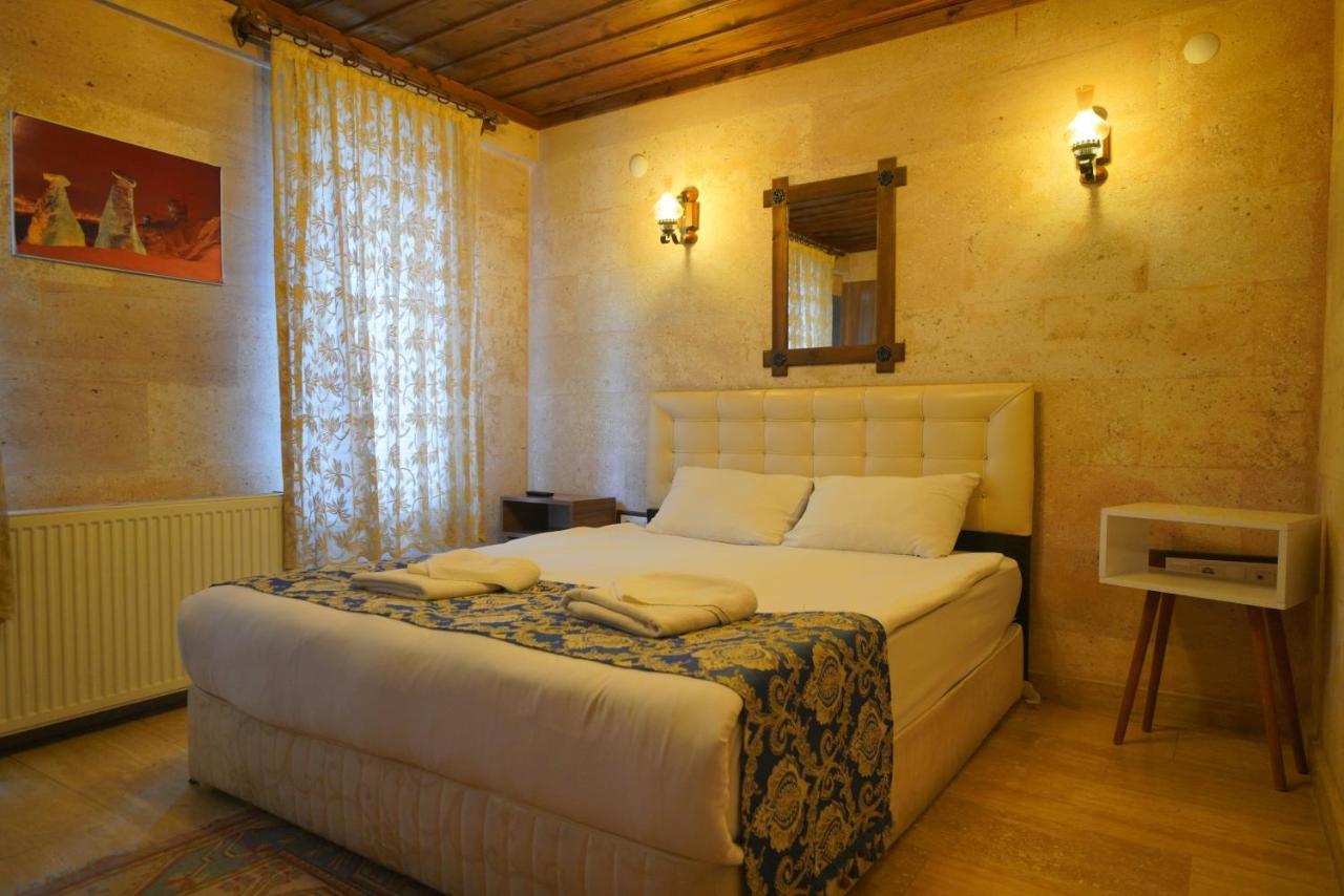 Cave Rooms&pool 2* Гьореме